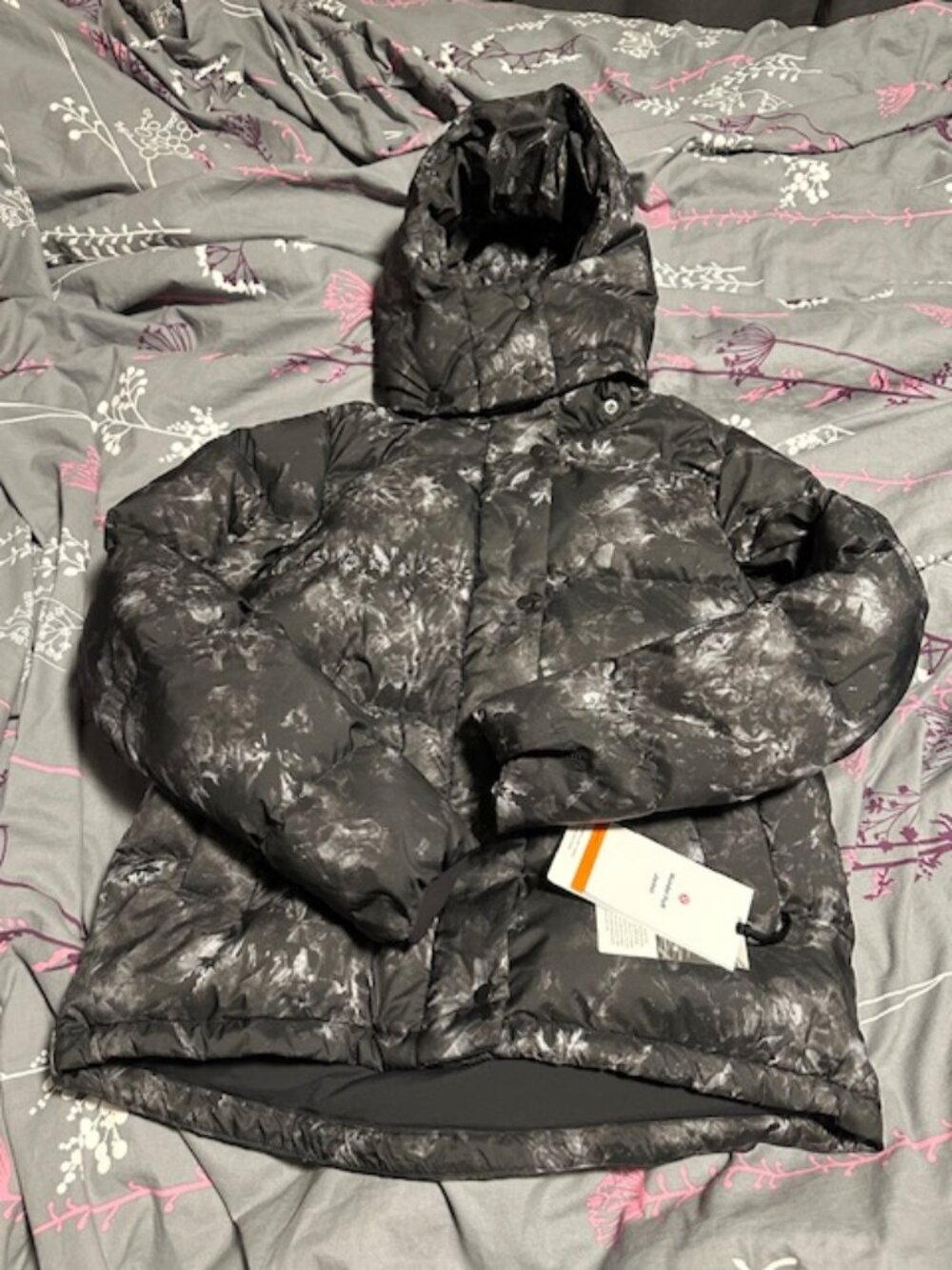 Lululemon WUnder PUff Winter jacket size 4 NWT